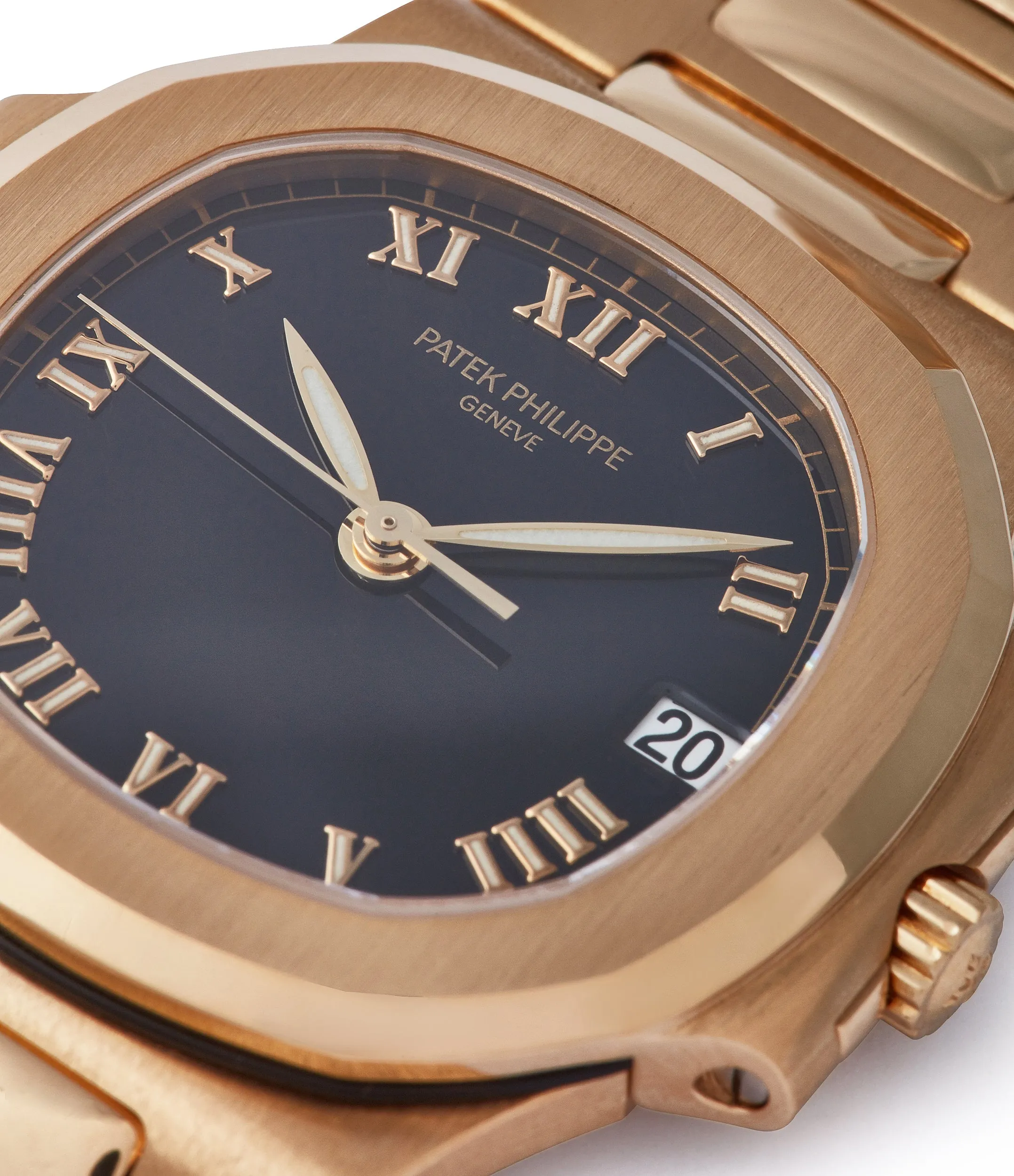 Nautilus 3800 | Roman Numerals | Yellow Gold