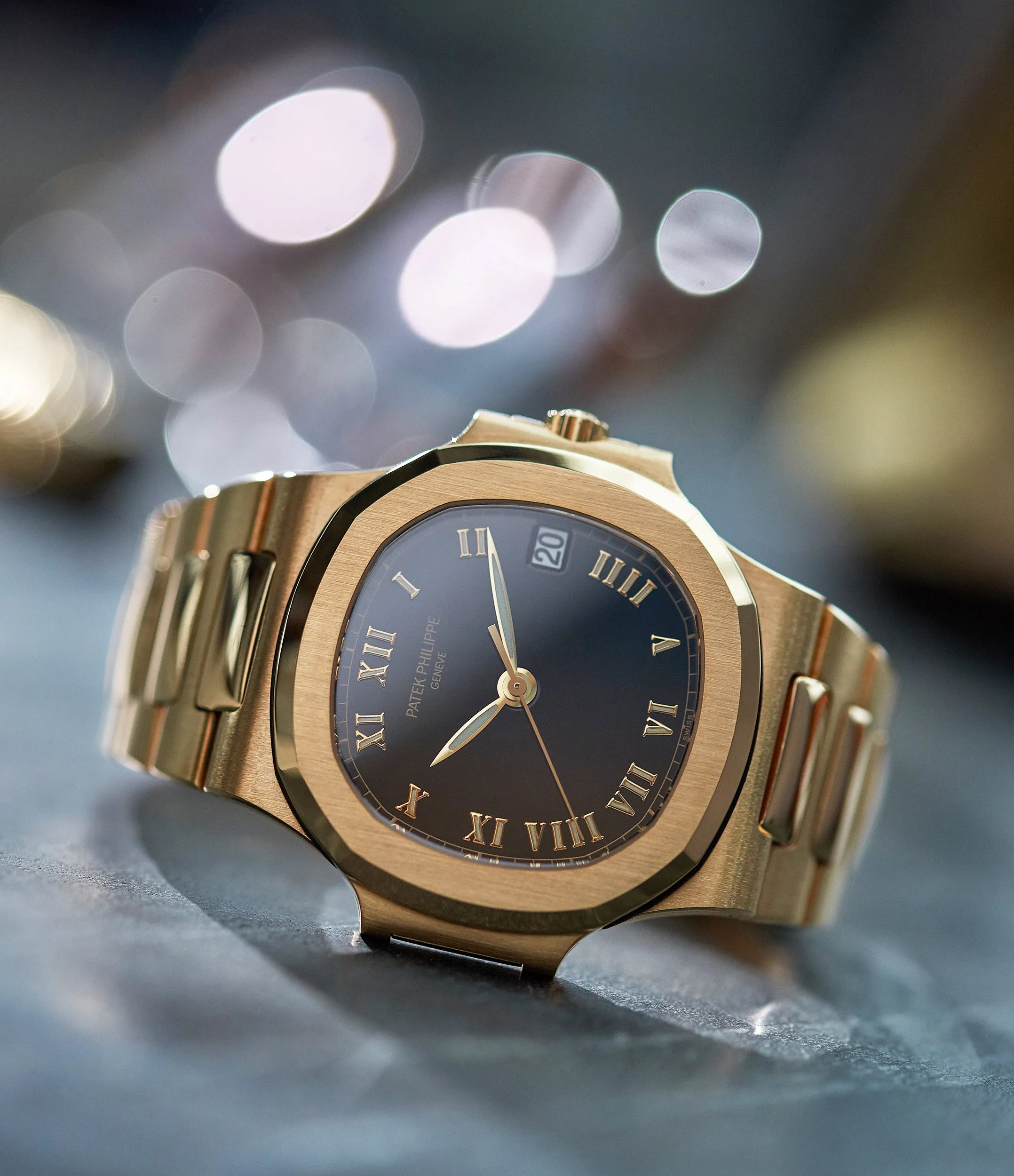 Nautilus 3800 | Roman Numerals | Yellow Gold